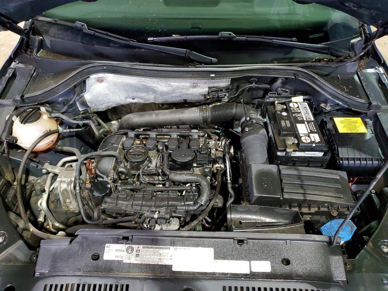 VOLKSWAGEN TIGUAN 2012 — 13