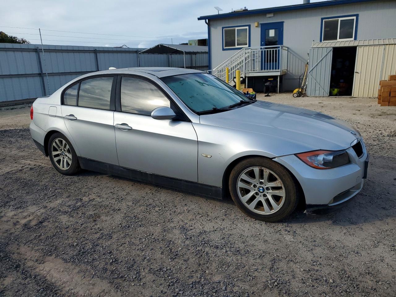 2006 BMW 325