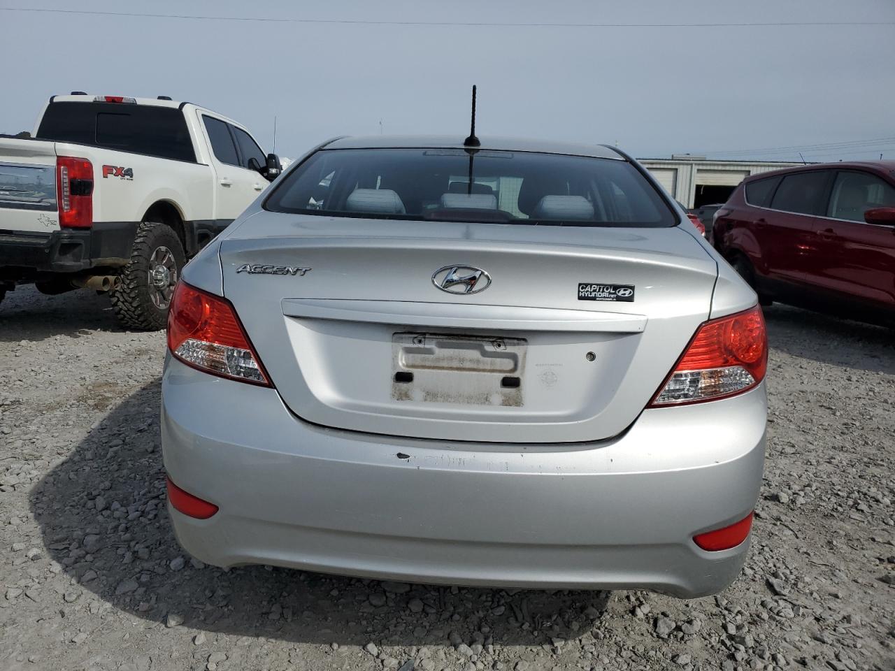 HYUNDAI ACCENT 2012 — 7