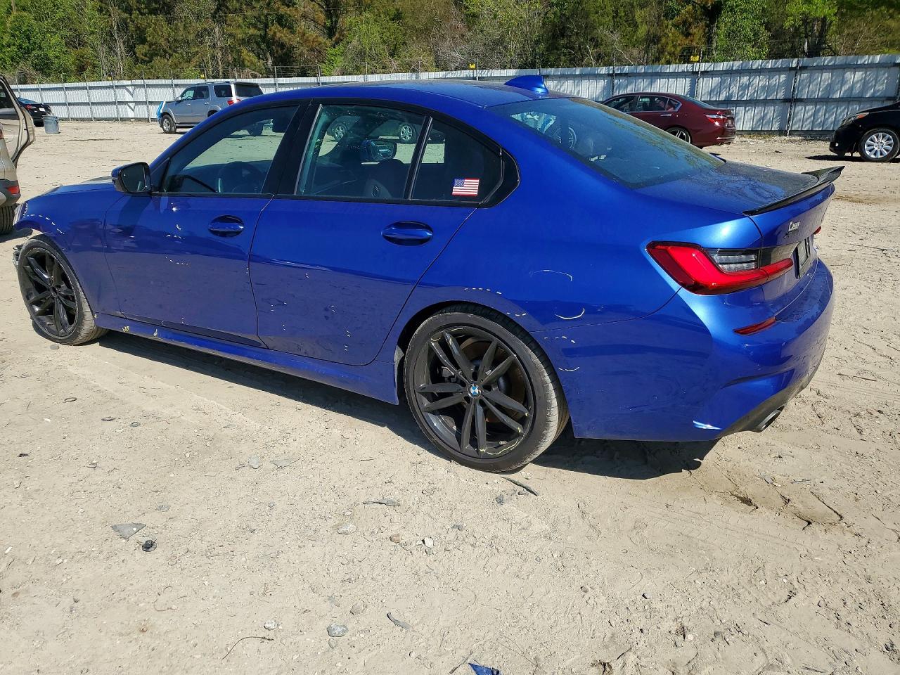 BMW 330XI 2020 — 3