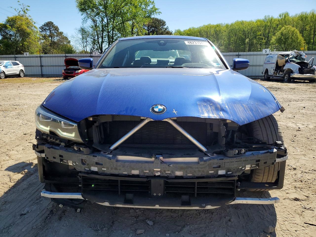 BMW 330XI 2020 — 6