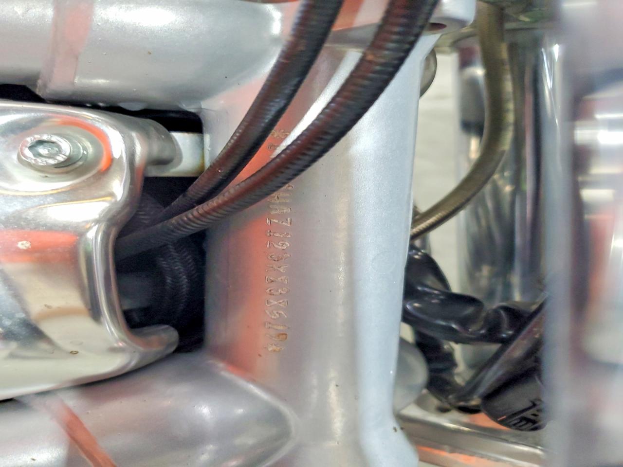 HARLEY DAVIDSON VRSCA 2003 — 9