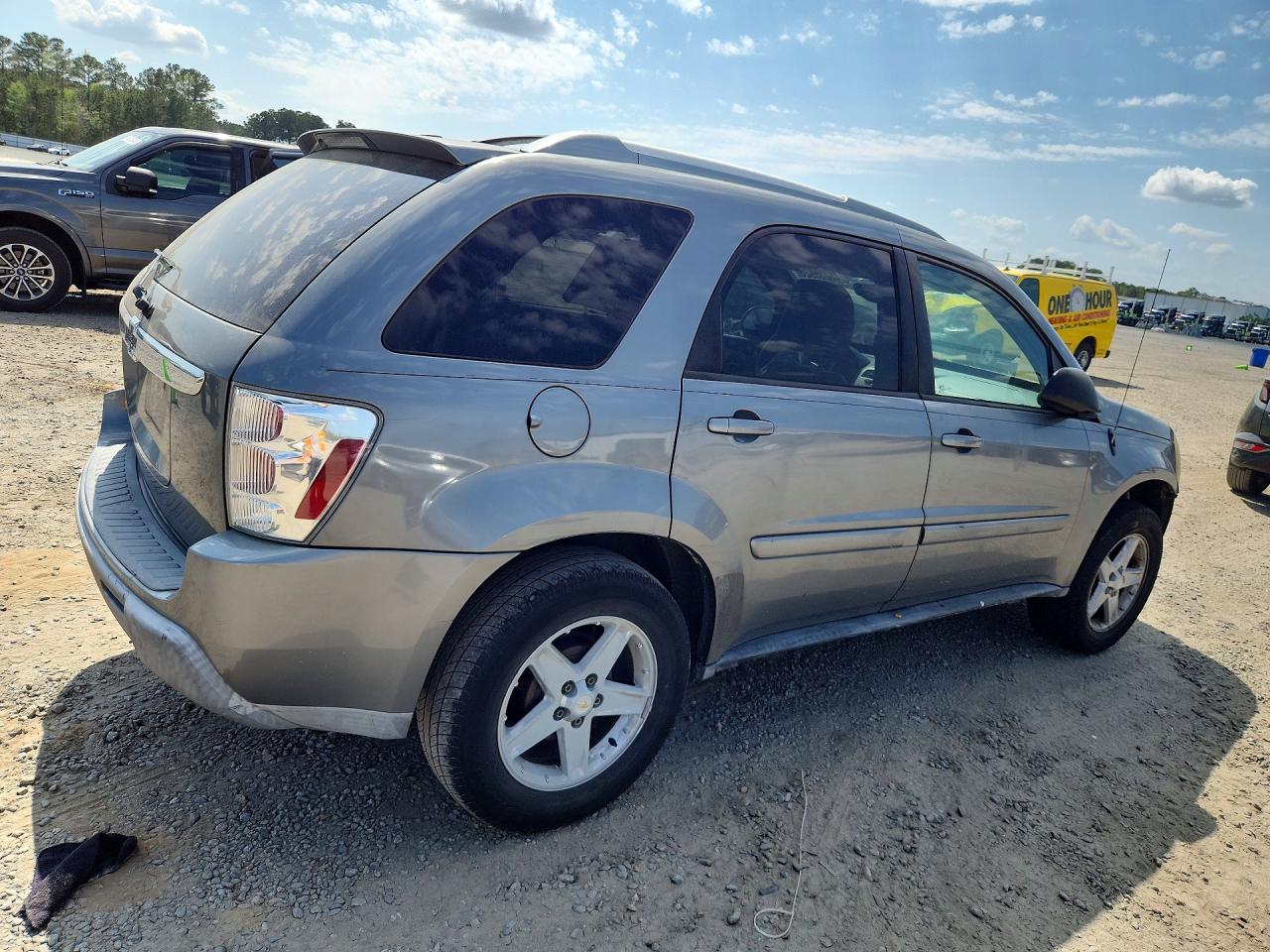 CHEVROLET EQUINOX 2005 — 4
