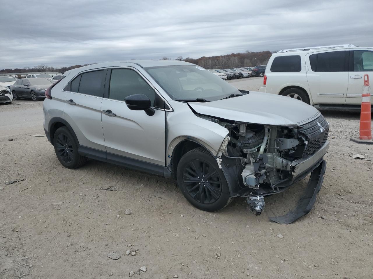 2022 MITSUBISHI ECLIPSE CROSS LE