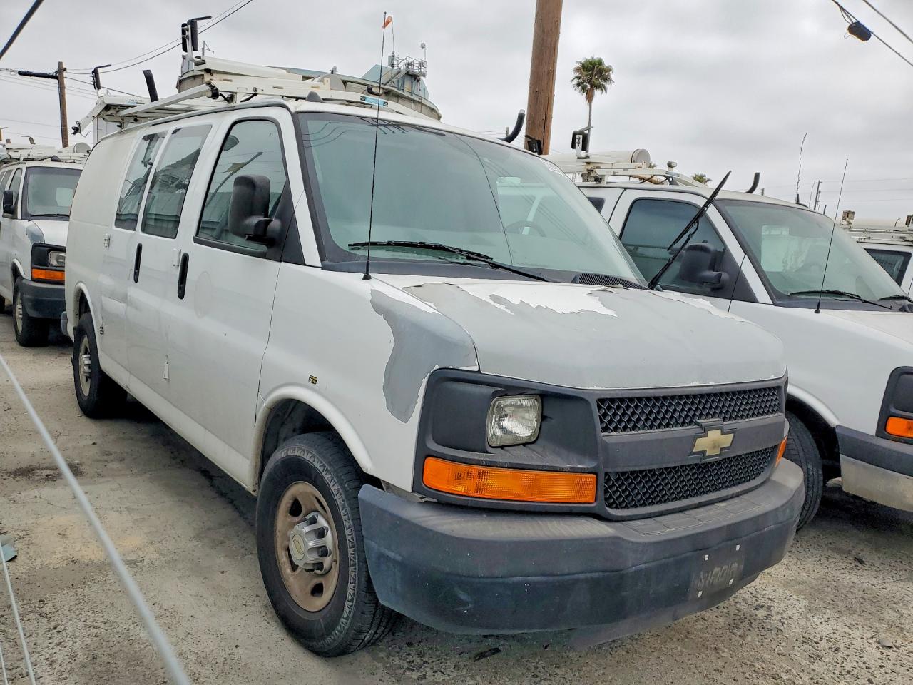 2012 CHEVROLET EXPRESS 2500