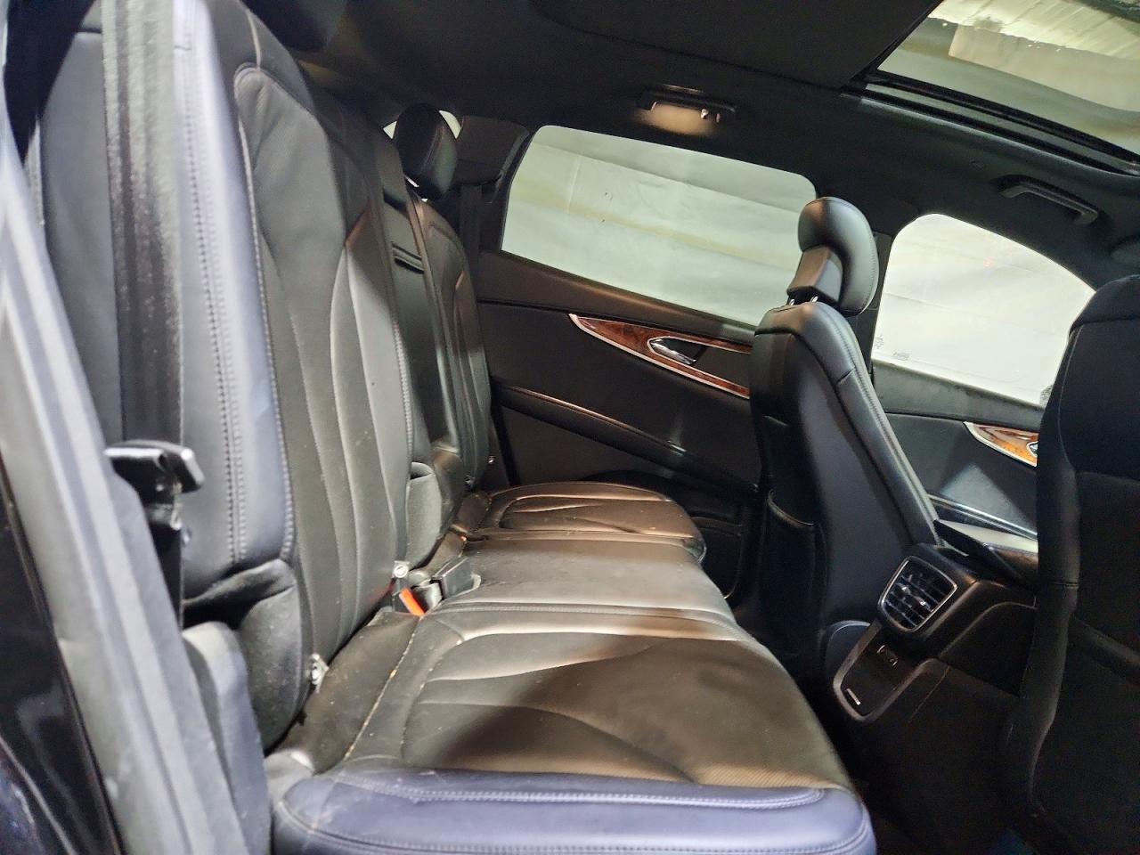 LINCOLN MKX 2017 — 12