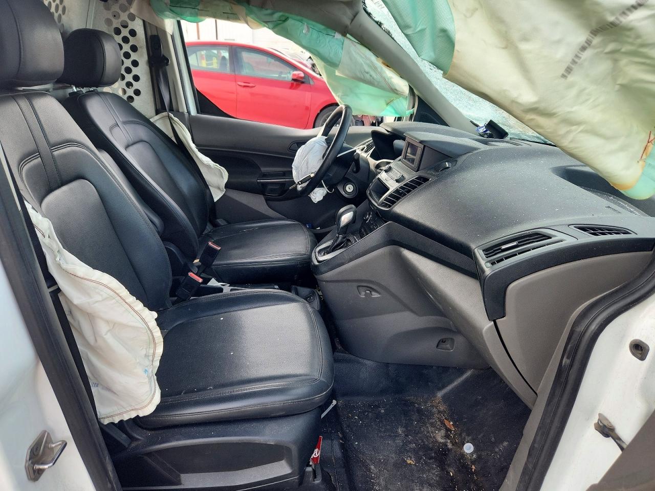 FORD TRANSIT CONNECT 2019 — 8