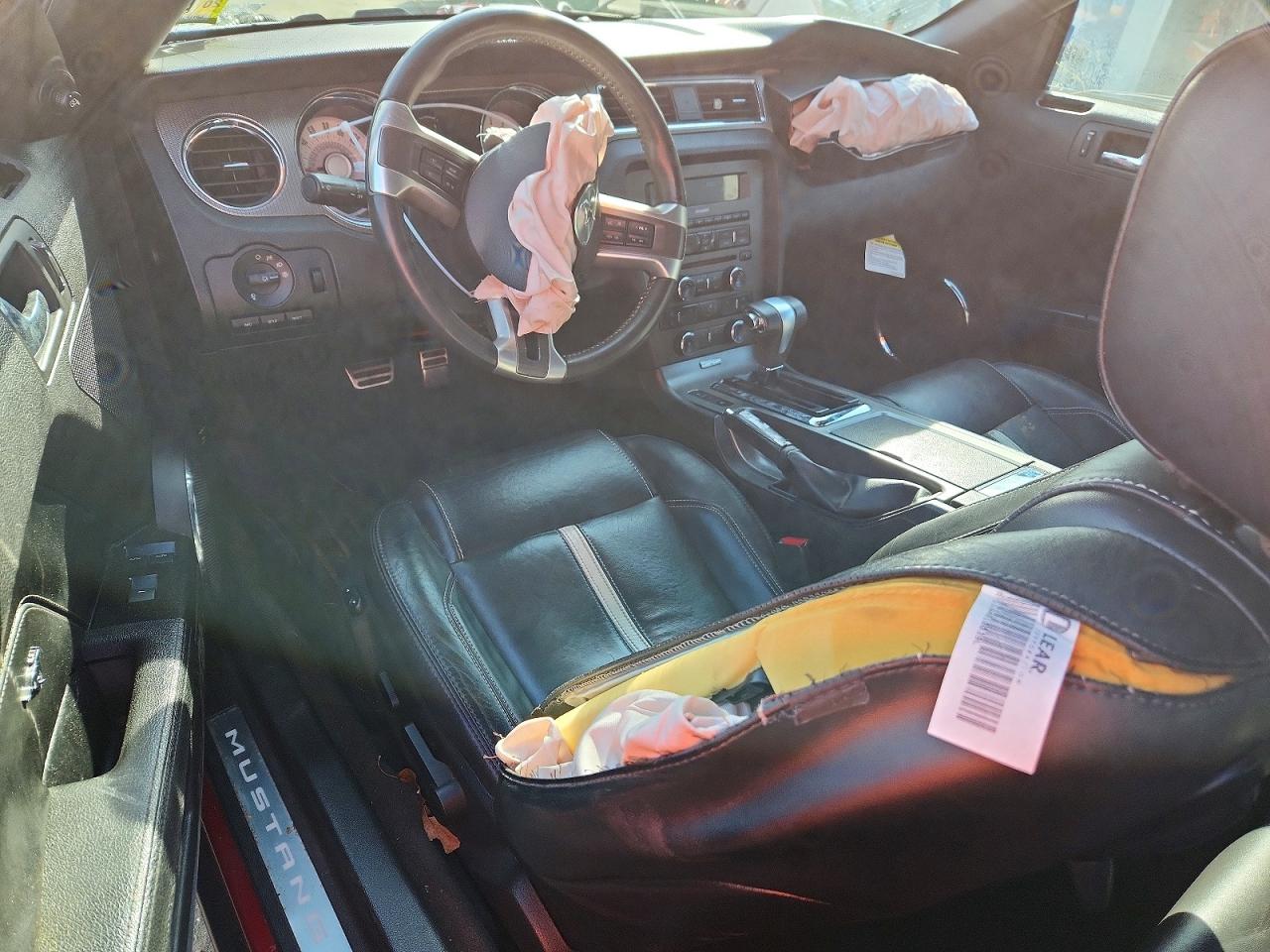 FORD MUSTANG 2012 — 9