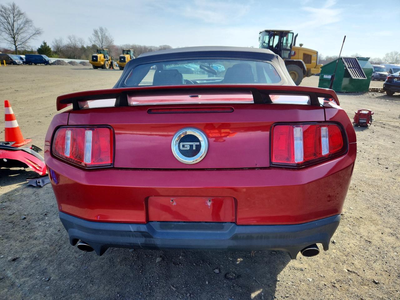 FORD MUSTANG 2012 — 7