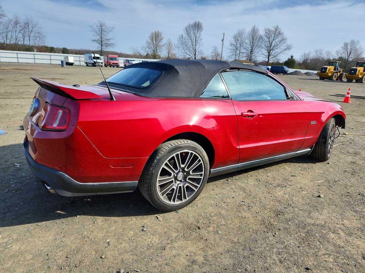 FORD MUSTANG 2012 — 4