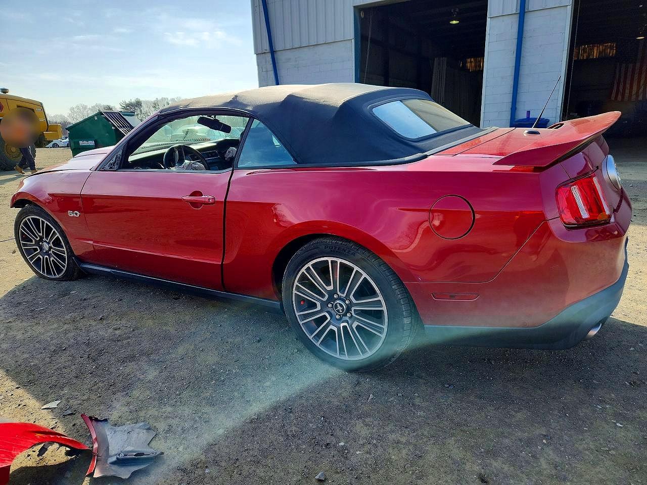 FORD MUSTANG 2012 — 3