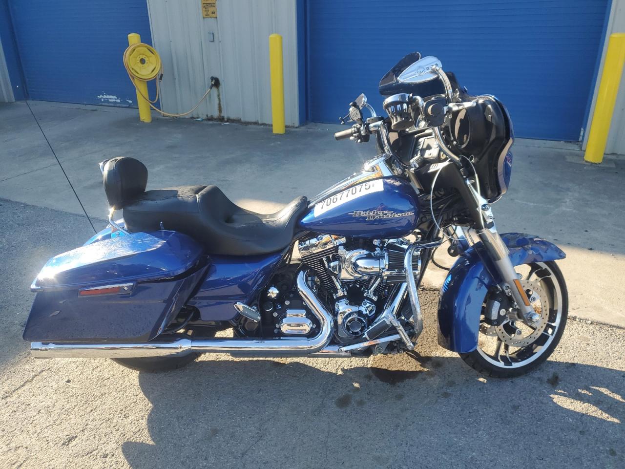 HARLEY-DAVIDSON FLHX 2015 — 2