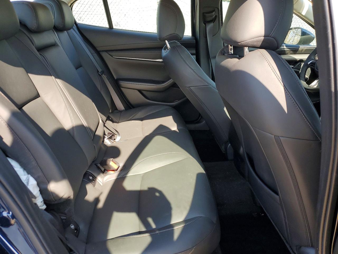 MAZDA 3 2025 — 11