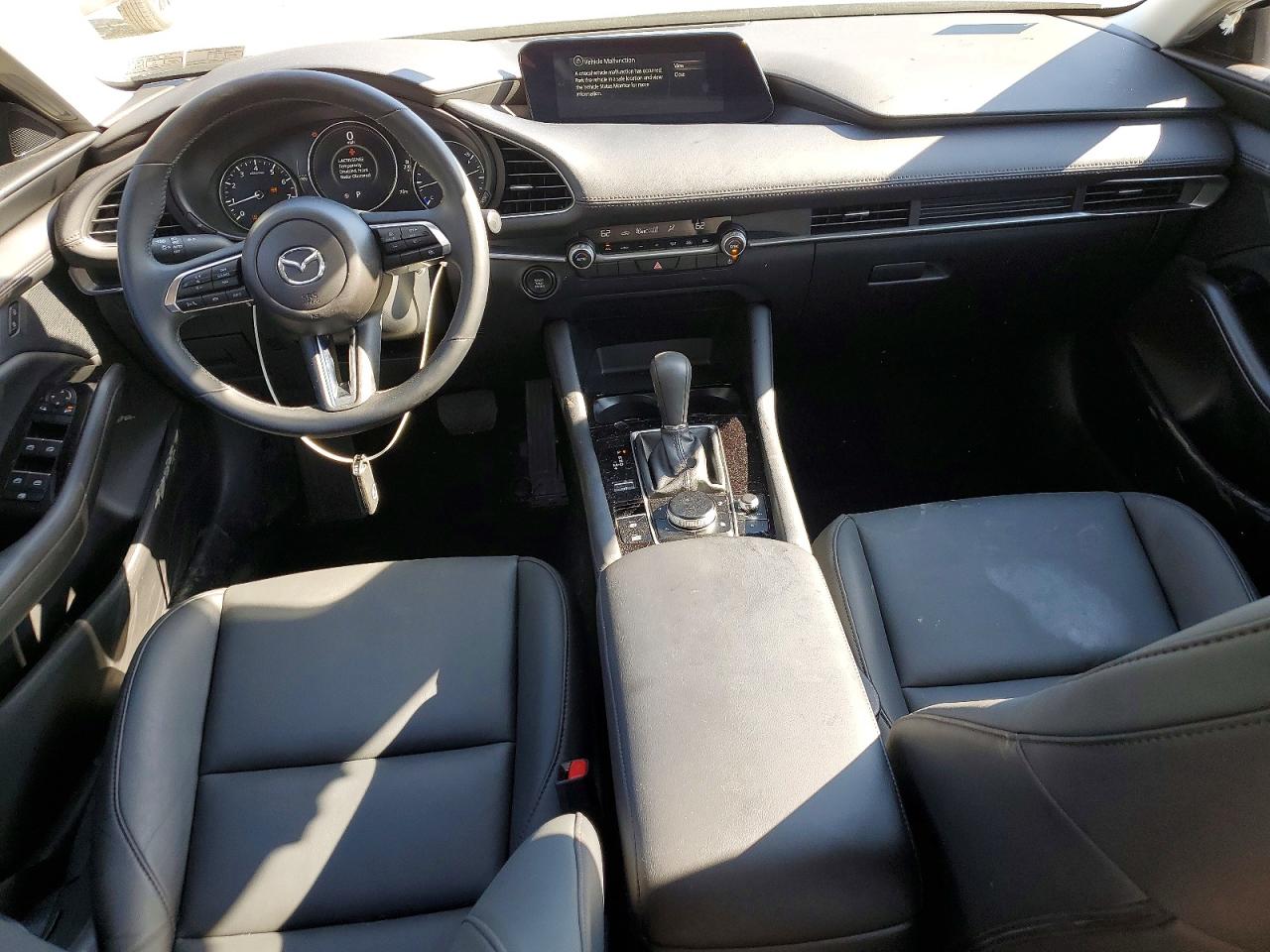 MAZDA 3 2025 — 9