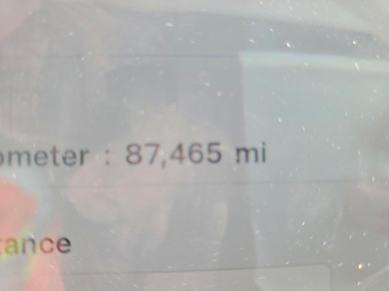 TESLA MODEL Y 2024 — 10