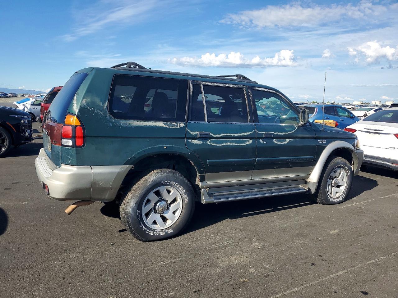 MITS MONTERO SPORT XLS 4D 2000 — 4