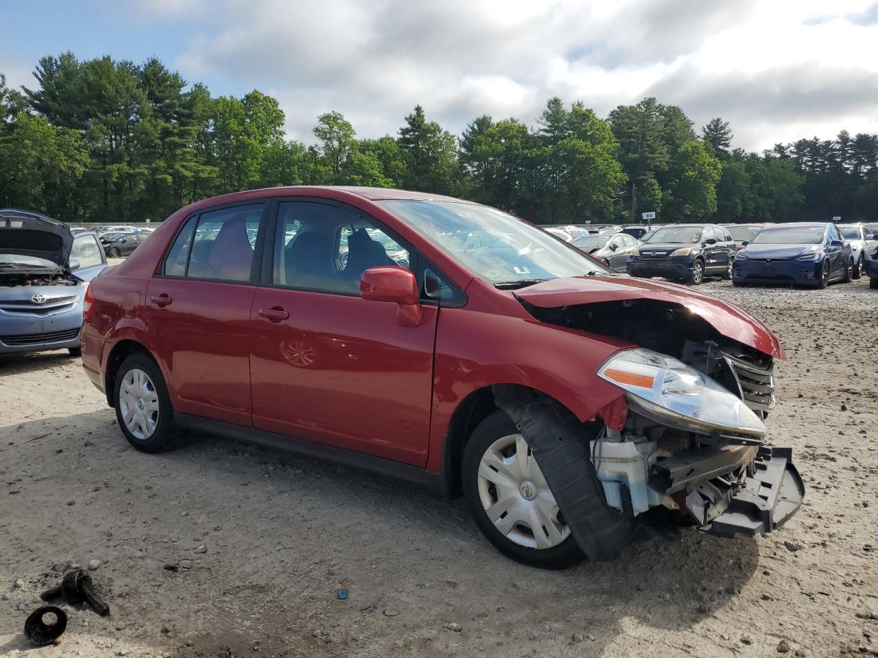 2011 NISSAN VERSA S