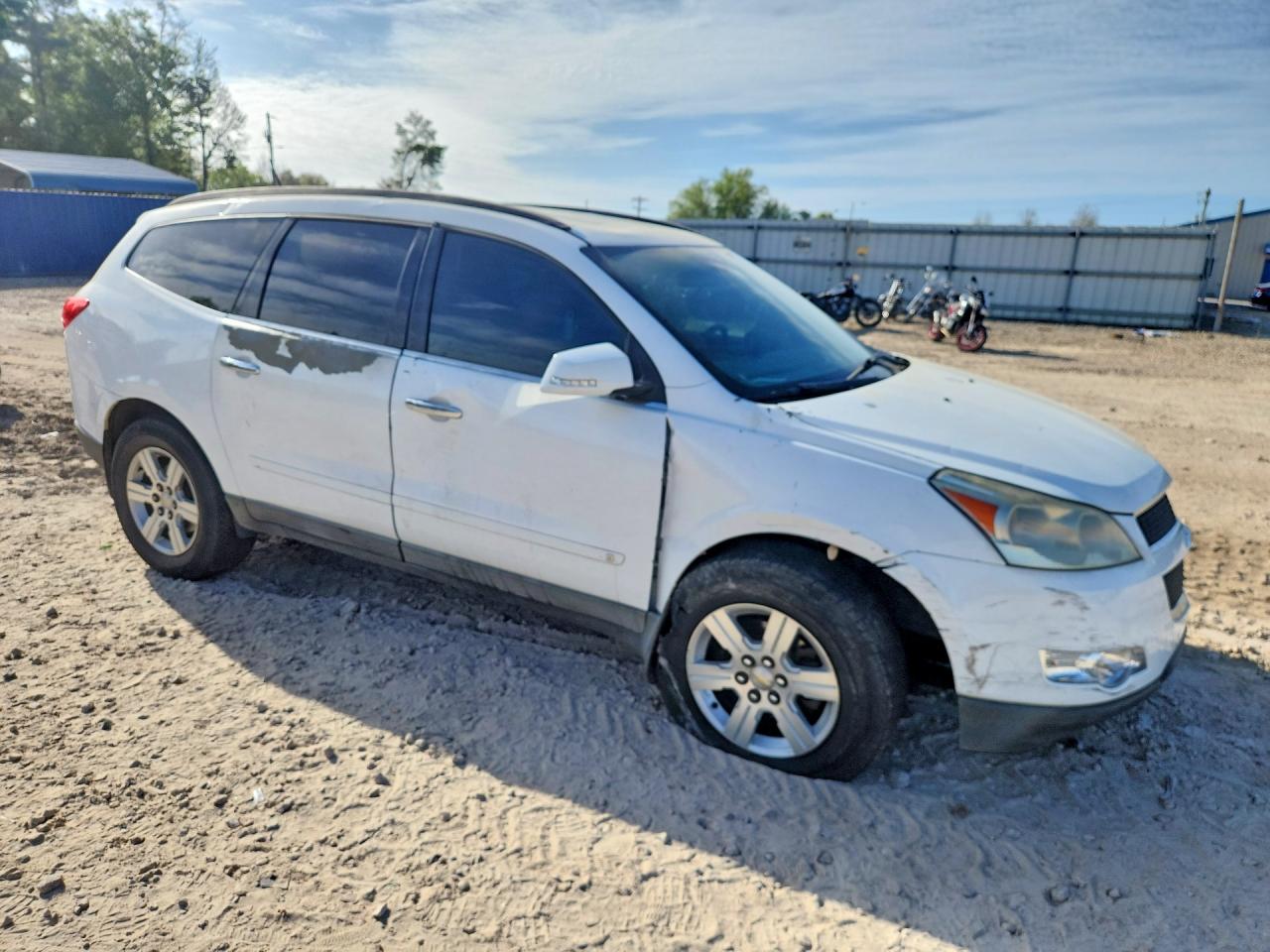 CHEVROLET TRAVERSE 2010 — 5