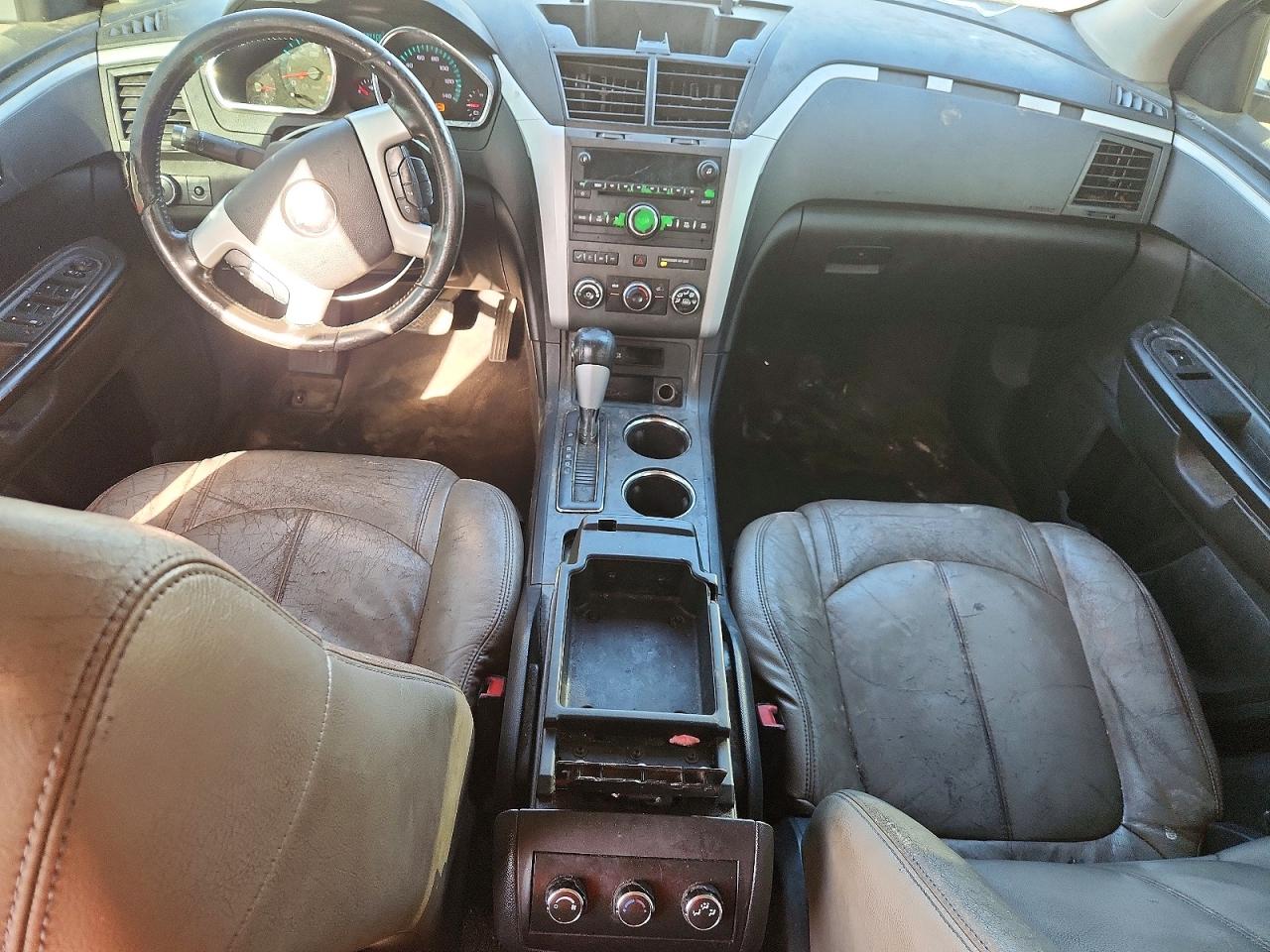 CHEVROLET TRAVERSE 2010 — 9