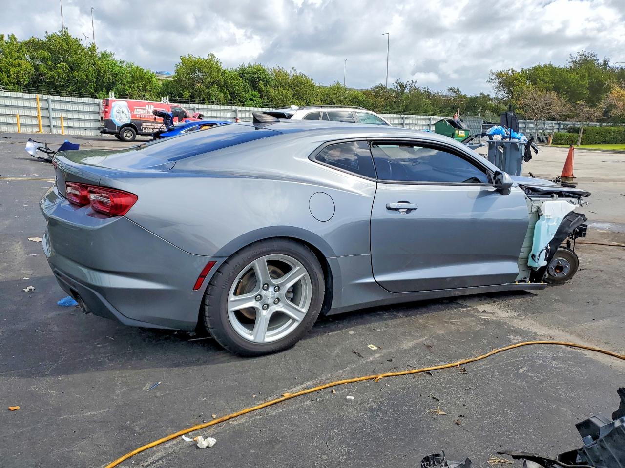 CHEVROLET CAMARO 2021 — 4