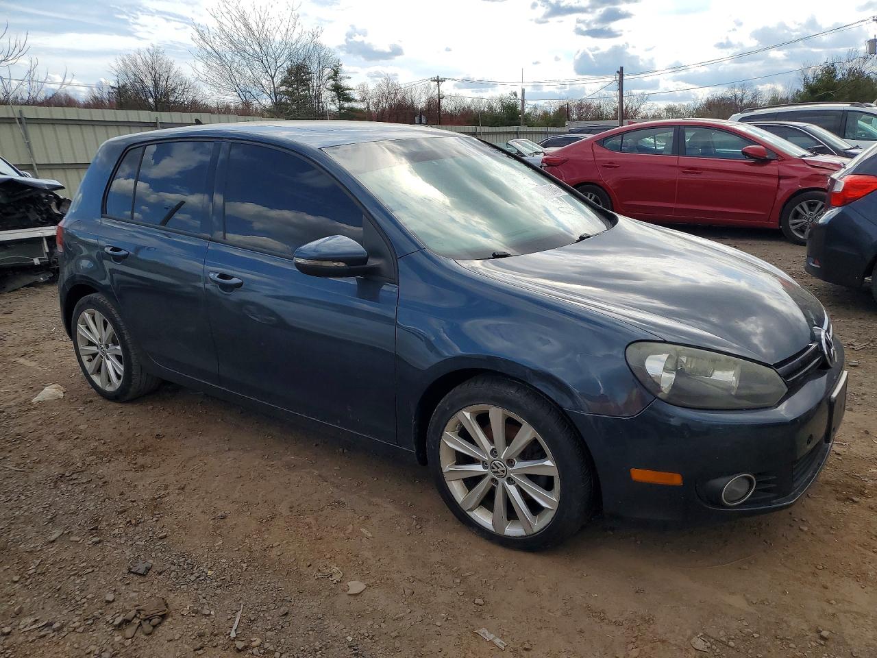 VOLKSWAGEN GOLF 2012 — 5