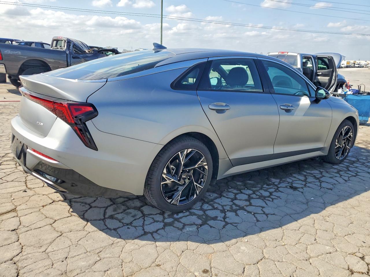 KIA K5 2026 — 4