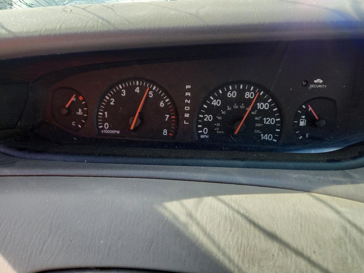 TOYOTA AVALON 2004 — 10