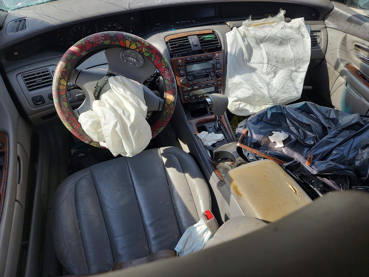 TOYOTA AVALON 2004 — 9