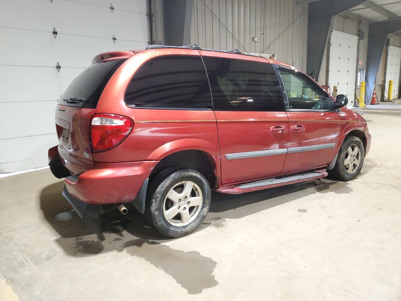 DODGE CARAVAN 2006 — 4