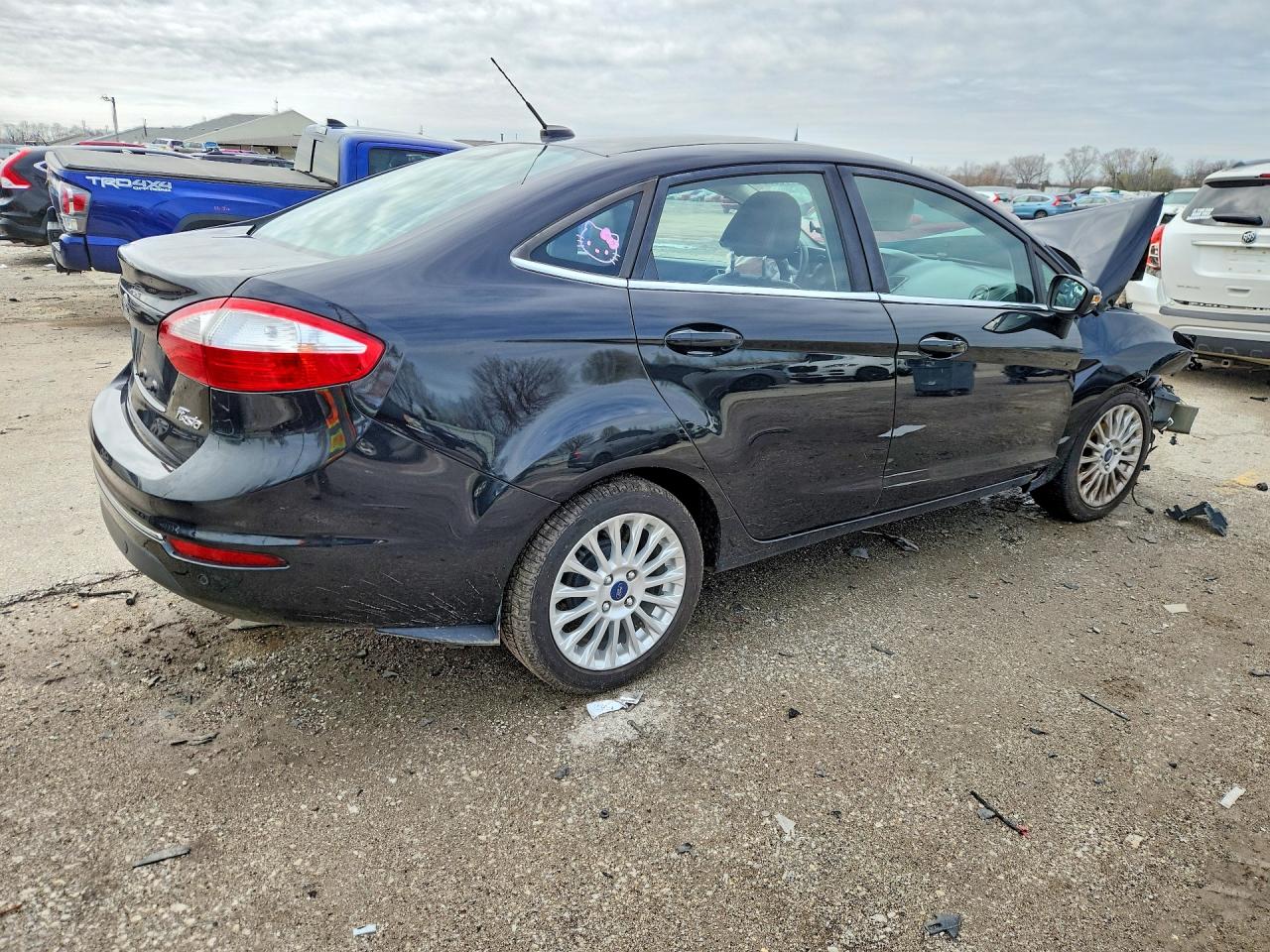 FORD FIESTA 2015 — 4
