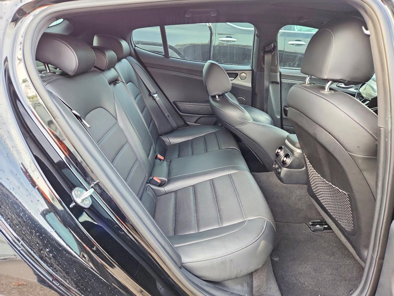 KIA STINGER 2020 — 11
