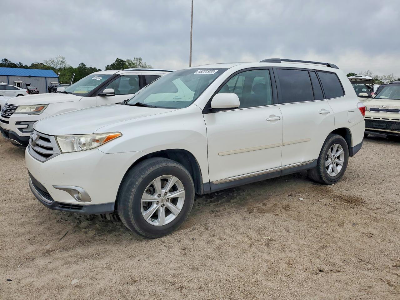 TOYOTA HIGHLANDER 2011 — 2