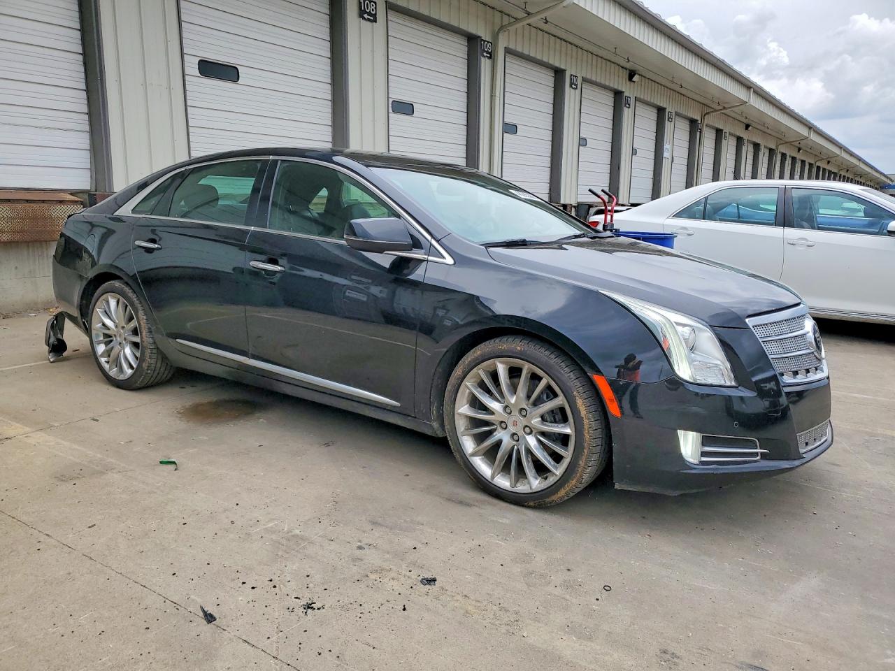2013 CADILLAC XTS