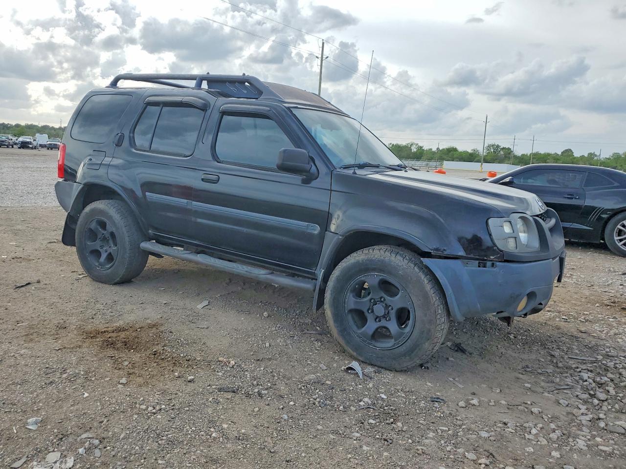 NISSAN XTERRA 2002 — 5