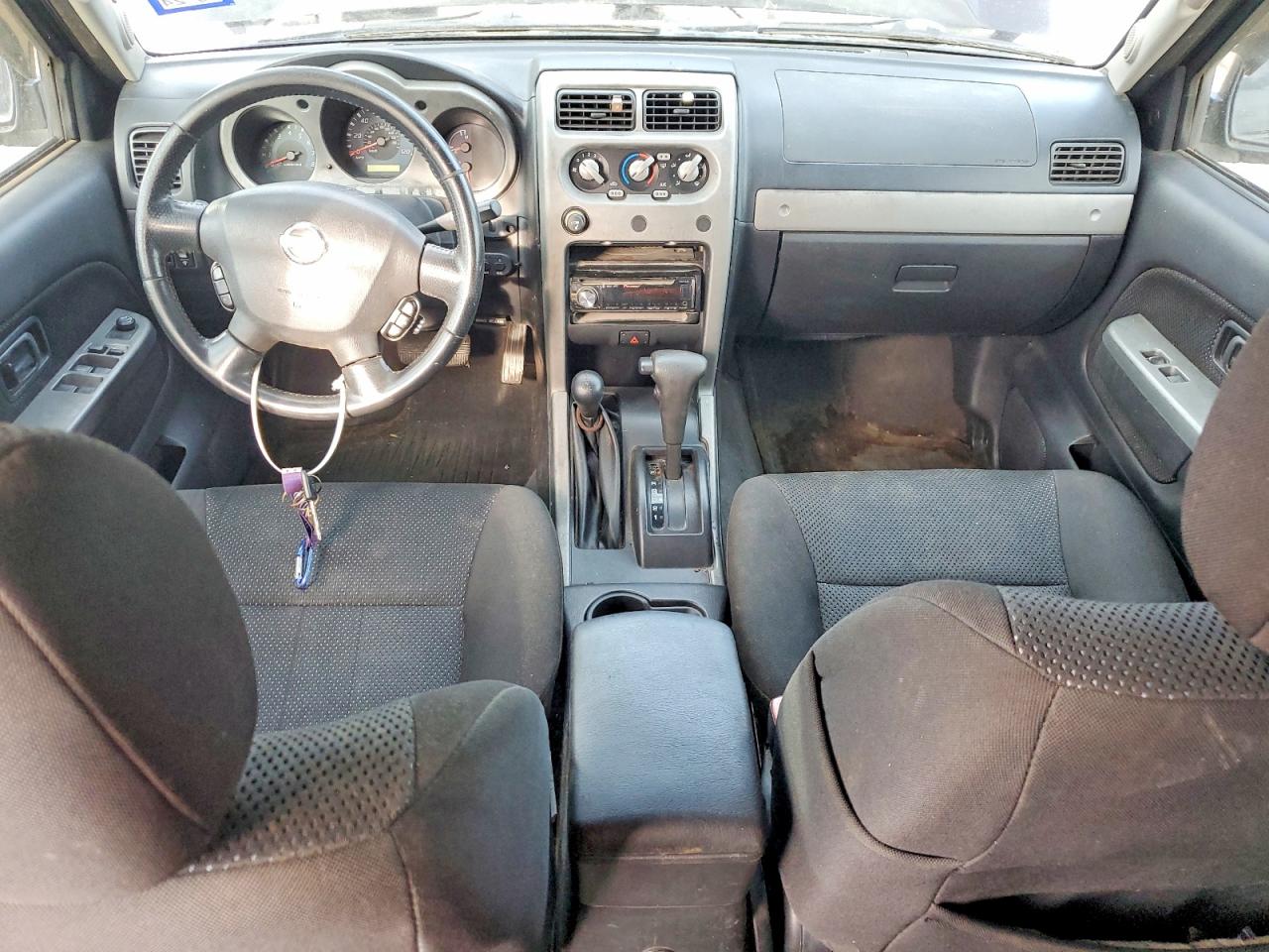 NISSAN XTERRA 2002 — 9