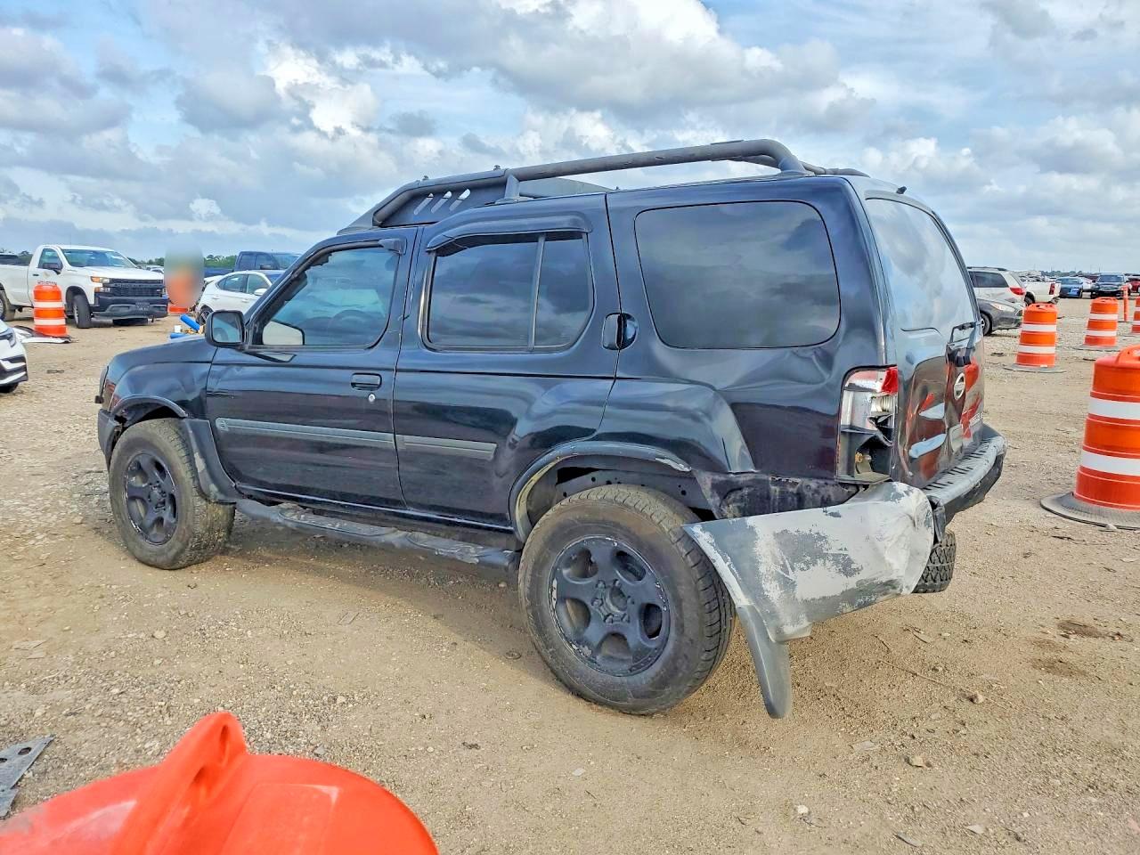 NISSAN XTERRA 2002 — 3