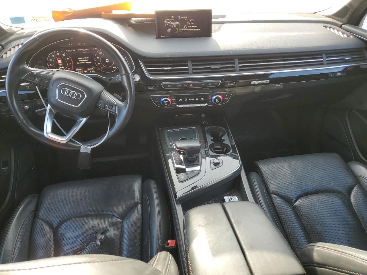 AUDI Q7 2018 — 9