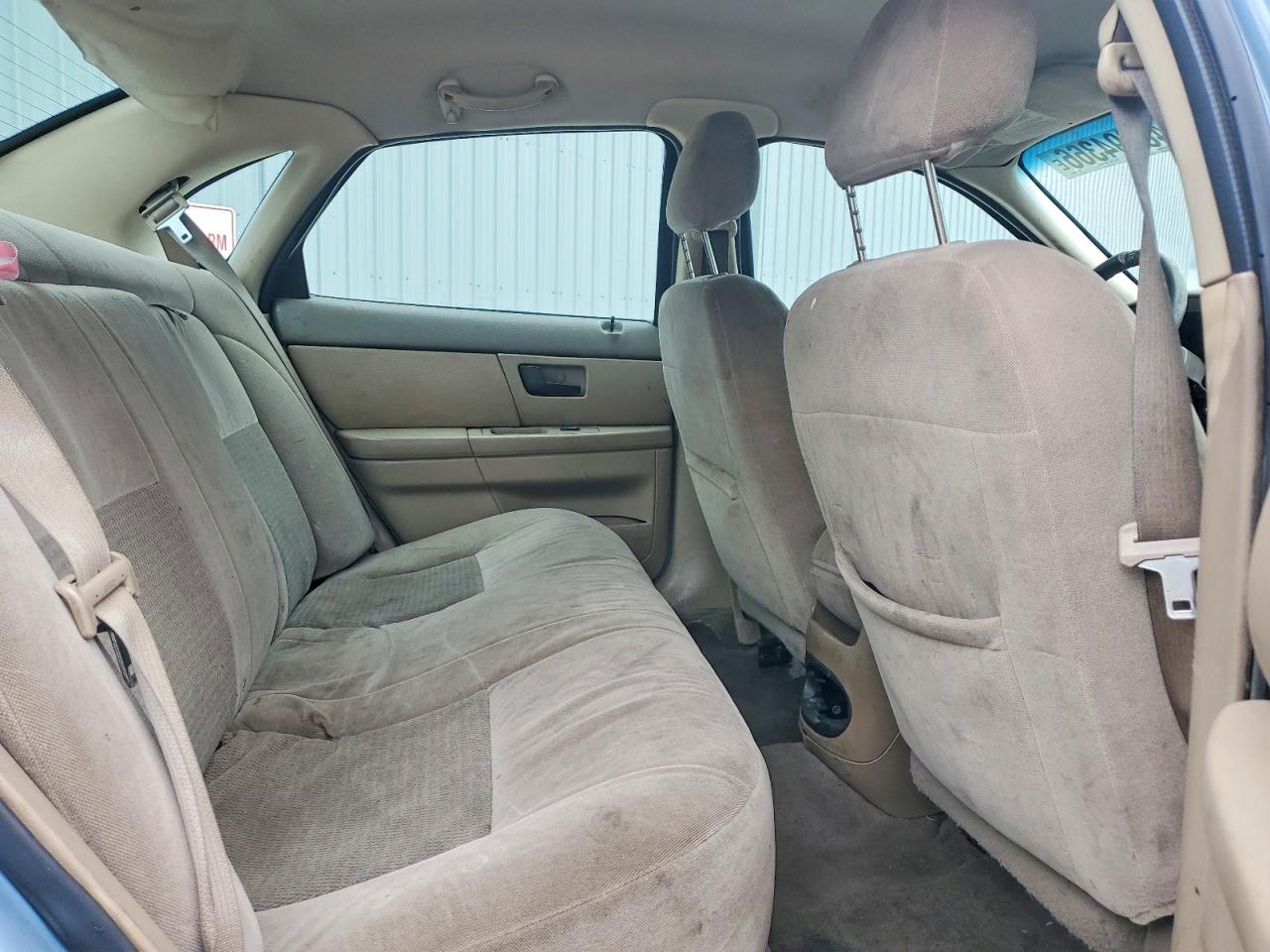 FORD TAURUS 2005 — 11