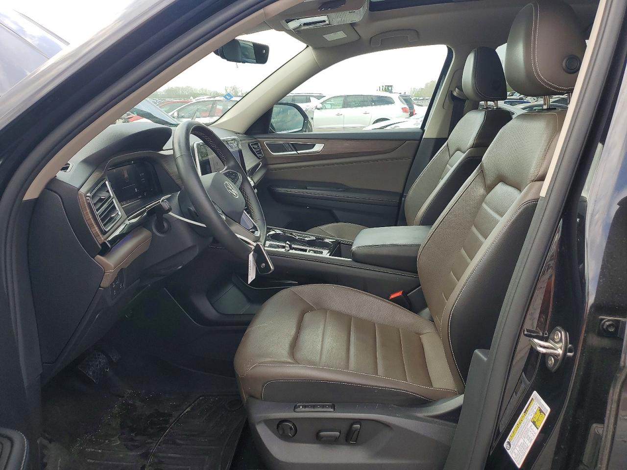 VOLKSWAGEN ATLAS 2024 — 8
