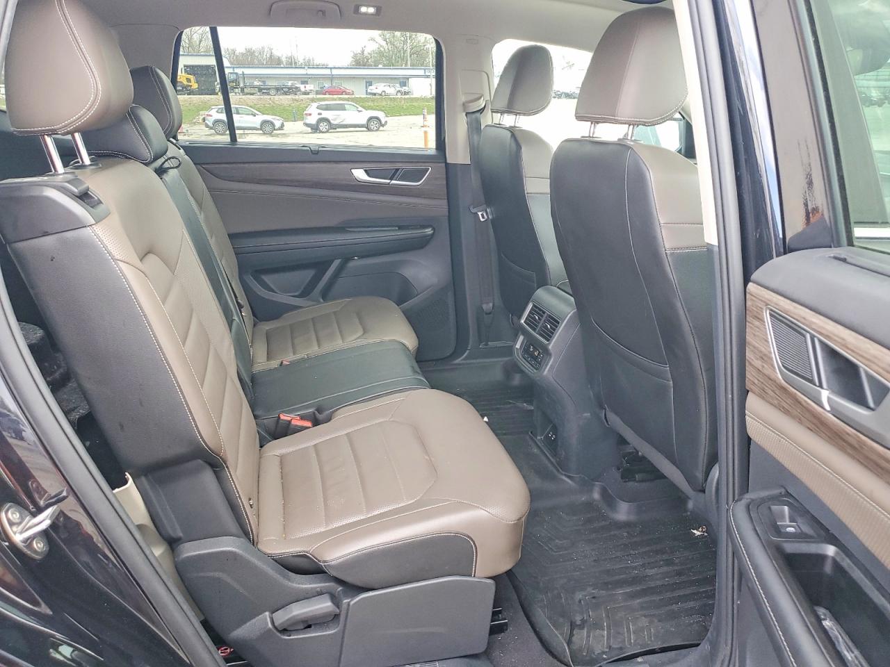 VOLKSWAGEN ATLAS 2024 — 12