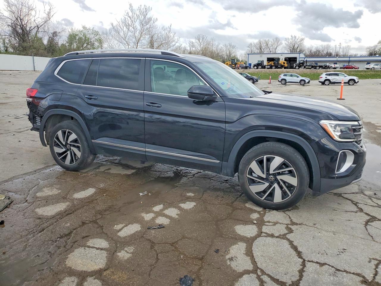 VOLKSWAGEN ATLAS 2024 — 5