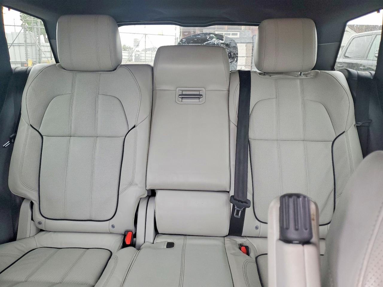 LAND ROVER RANGE ROVER SPORT 2016 — 11