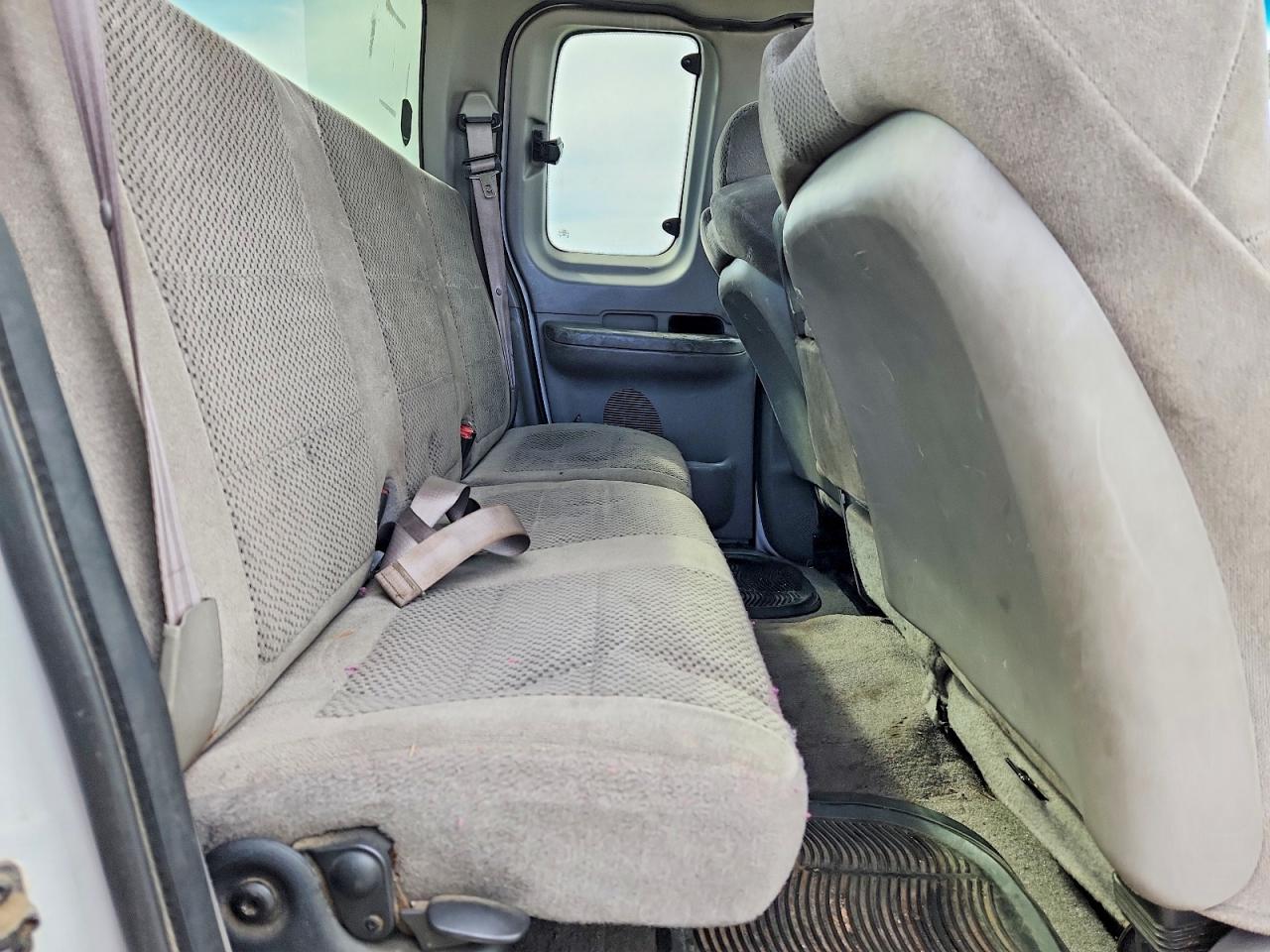 FORD F150 2002 — 11