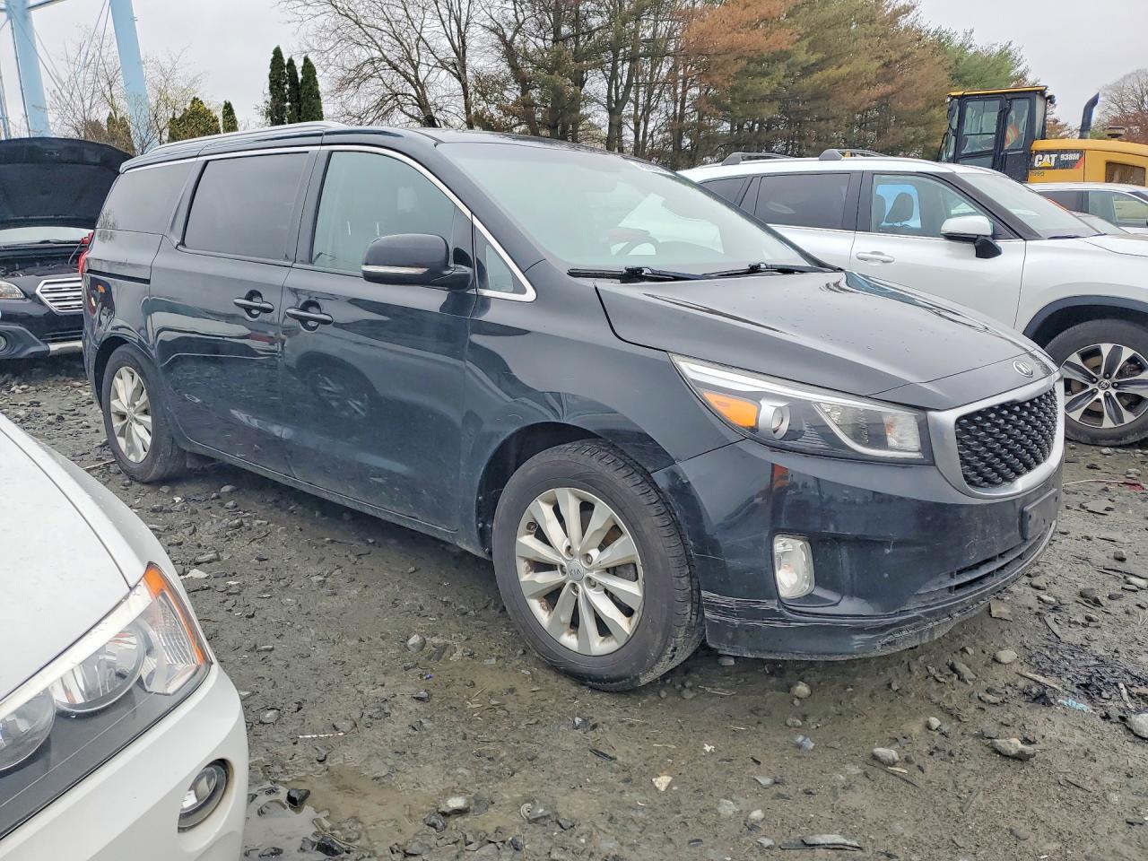 2016 KIA SEDONA