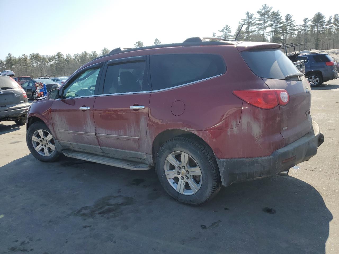 CHEVROLET TRAVERSE 2011 — 3
