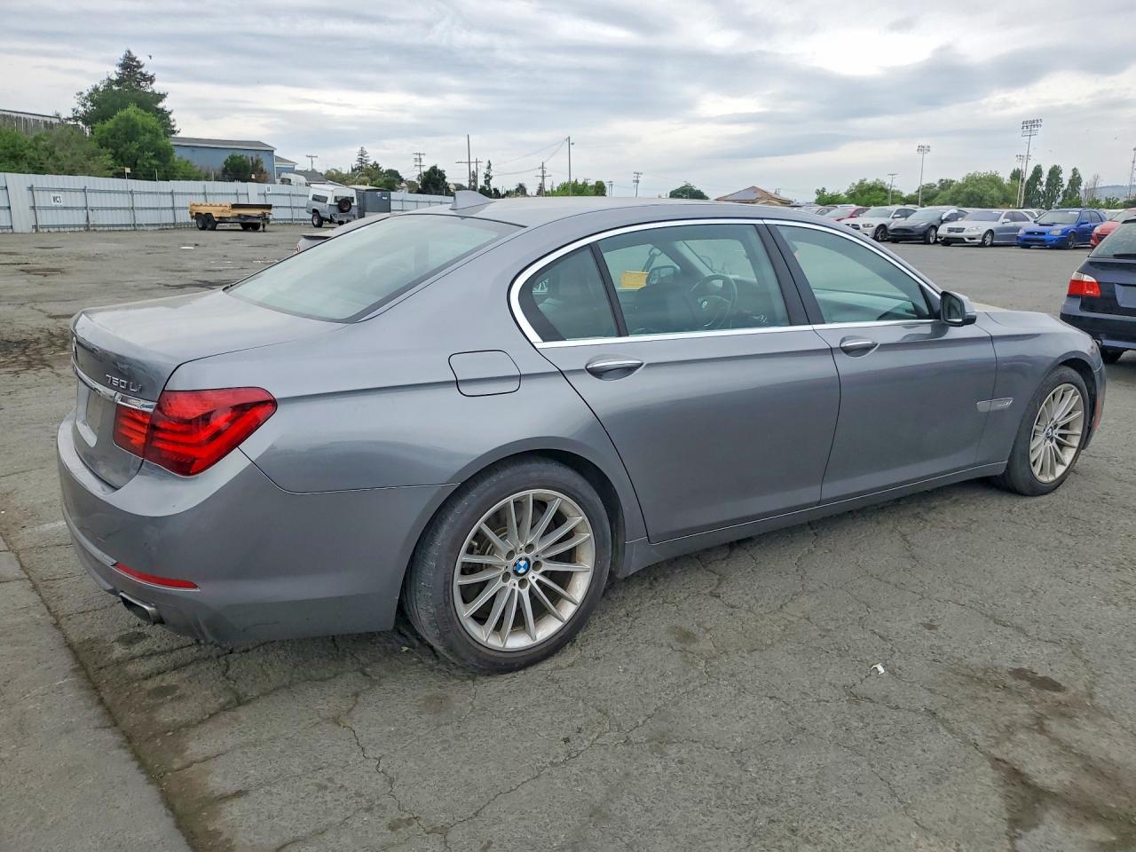 BMW 750 2014 — 4