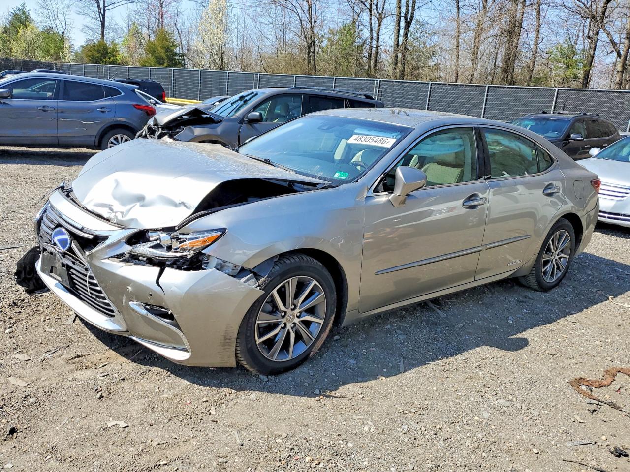 LEXUS ES 300H 2018 — 2