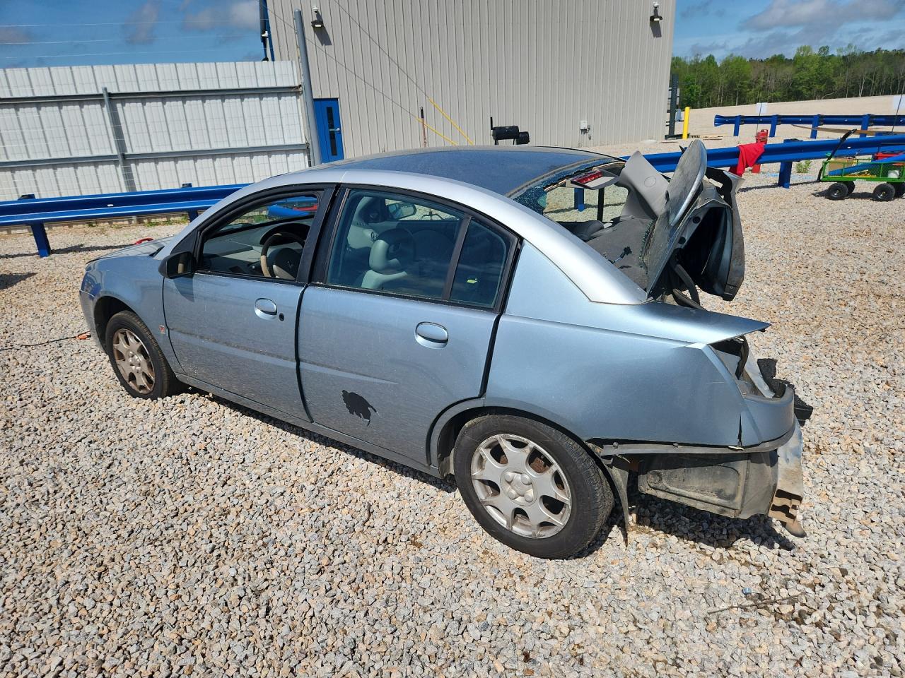 SATURN ION 2003 — 3