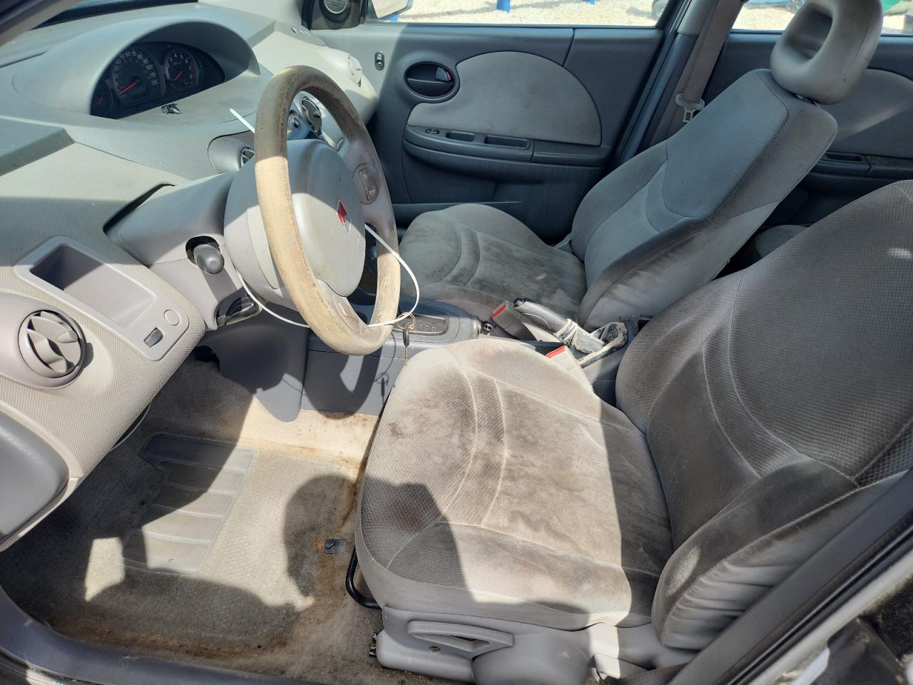 SATURN ION 2003 — 8