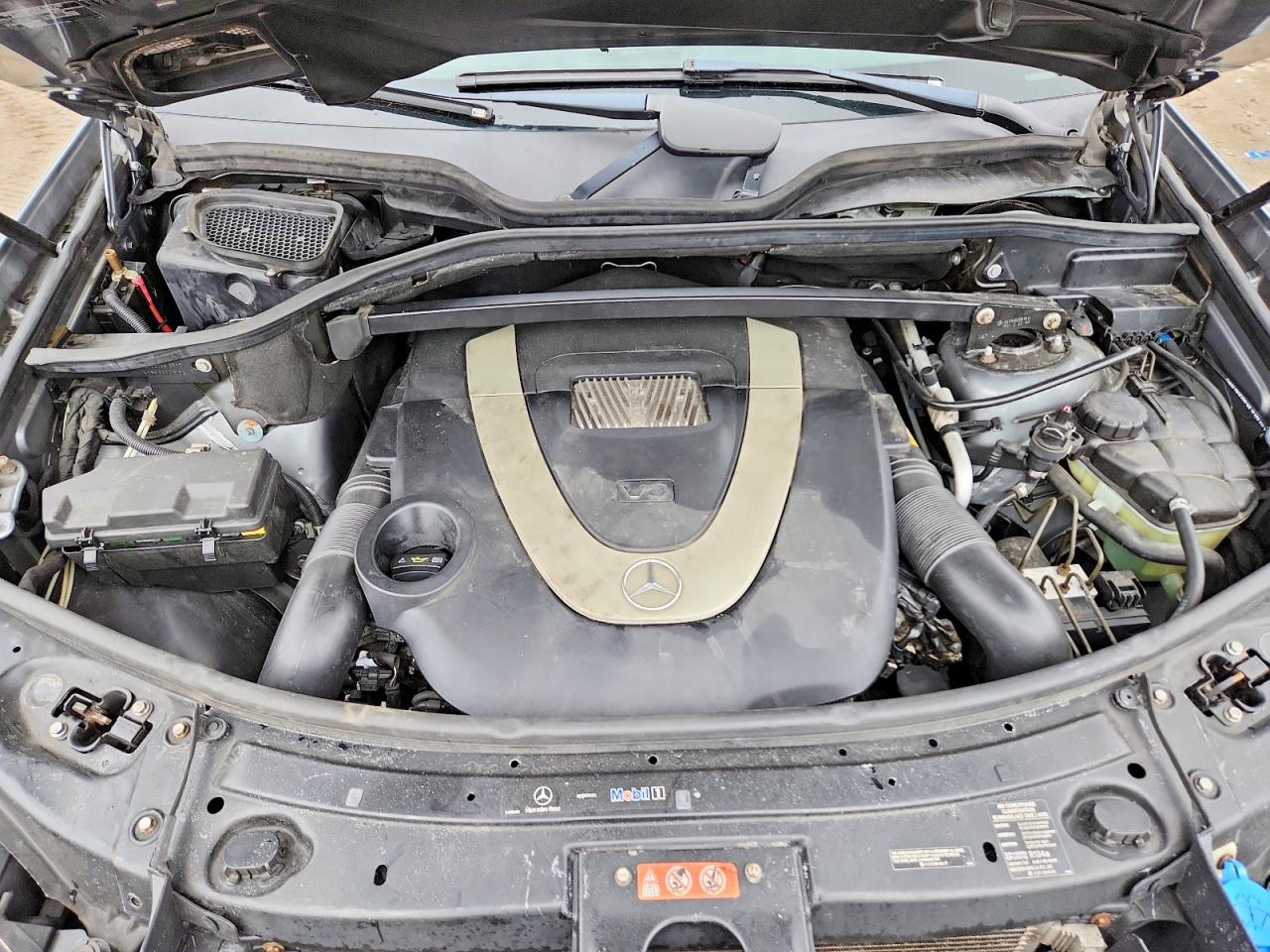 MERCEDES-BENZ GL 2010 — 13